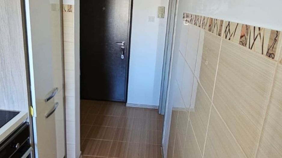 vand apartament 2 camere ,zona centrala - Poză 7