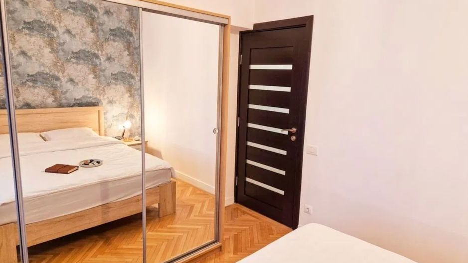 AP. 2 CAMERE EROILOR - 63 MP, BUCATARIE INCHISA, MOBILAT/UTILAT MODERN - Poză 6