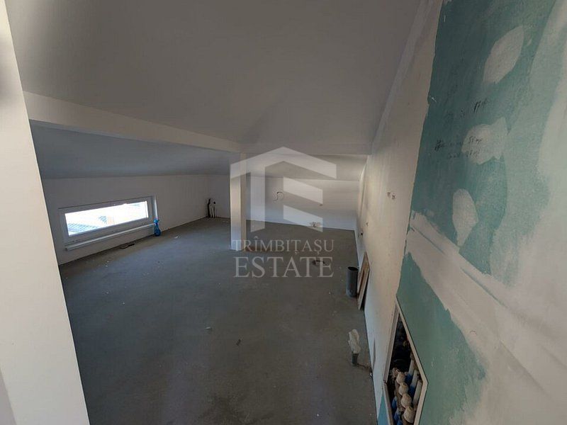 Casă Spațioasă 242 mp Utili și 600 mp Teren – Dragomirești-Deal - Poză 22