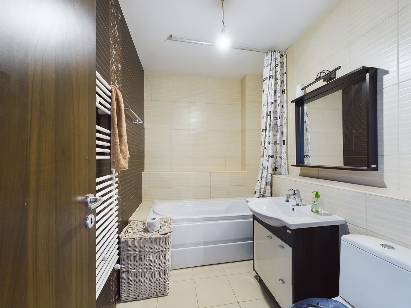 Apartament cu 2 camere mobilat și utilat în bloc cu lift - Poză 3