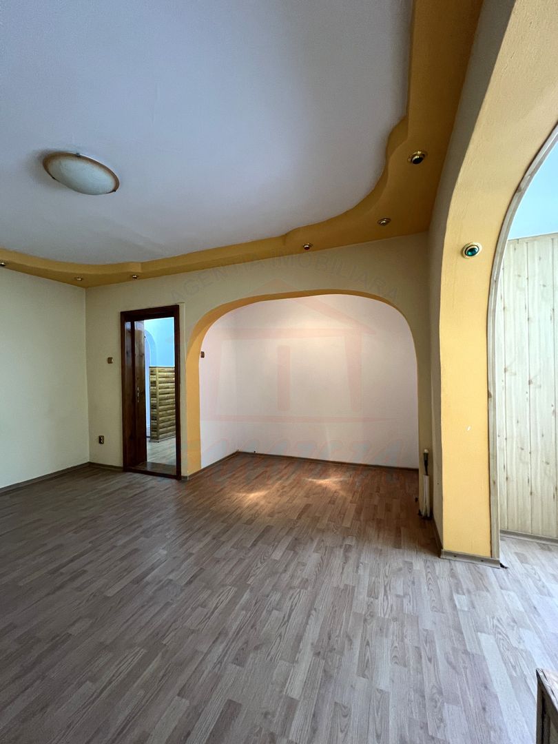 Apartament luminos cu 3 camere decomandate, 67 mp, Micro 13 – 62.900 € - Poză 2