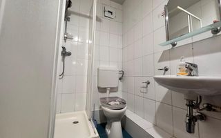Apartament spatios 4 camere + parcare, pretabil ptr ERASMUS - Poză 9