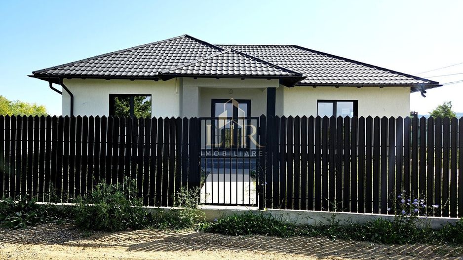 Casă individuală cu 3 camere – Vișan, Iași - Poză 13
