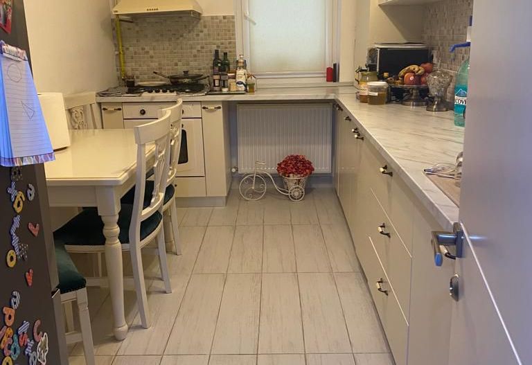 Apartament 3 camere, decomandate, renovat NOU, zona TRAIAN; - Poză 1