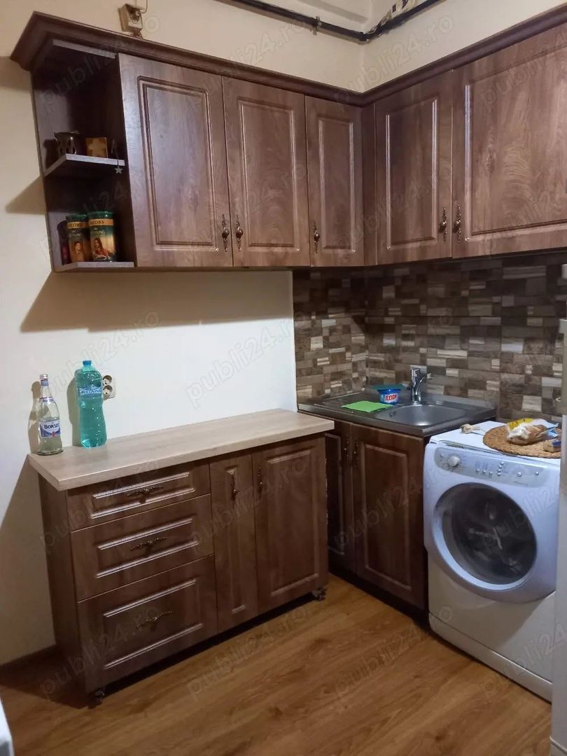 URGENT!, parter de vila, intrare separata,  izolata termic, NEGOCIABIL - Poză 7