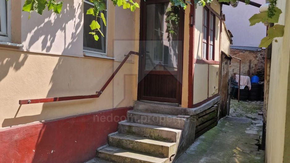 Vanzare casa 4 camere Brasov - central - Poză 2