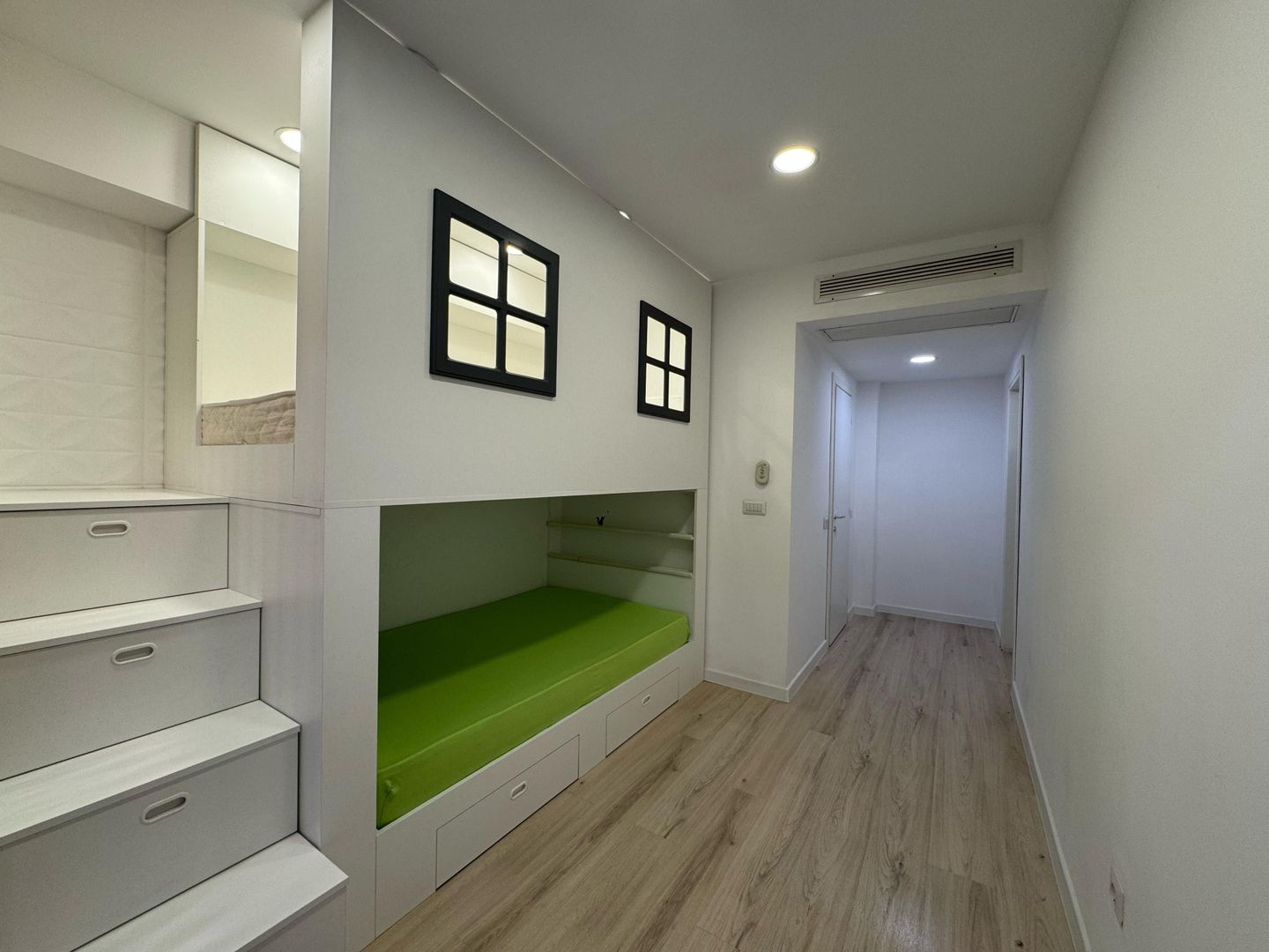 3 CAMERE| CURTE PROPRIE | ARON COTRUS- HERASTRAU - Poză 16