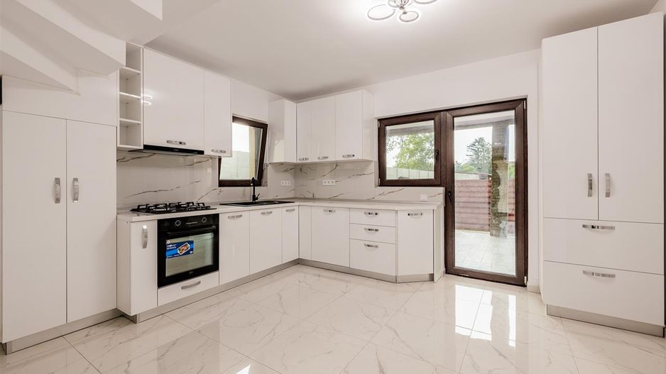 Vila in cartier rezidential, oportunitate personalizare interioare,Halchiu - Poză 21