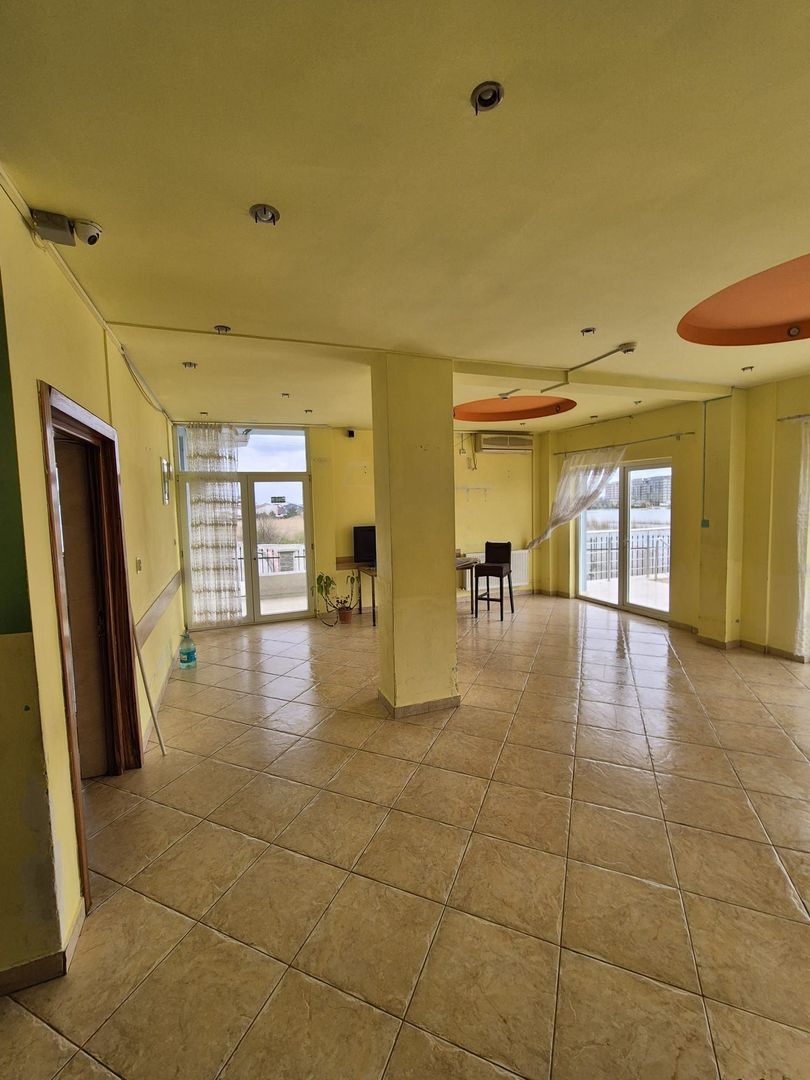 Vânzare Pensiune S+P+4 cu aviz ISU – Vedere Lac & Mare - Poză 4