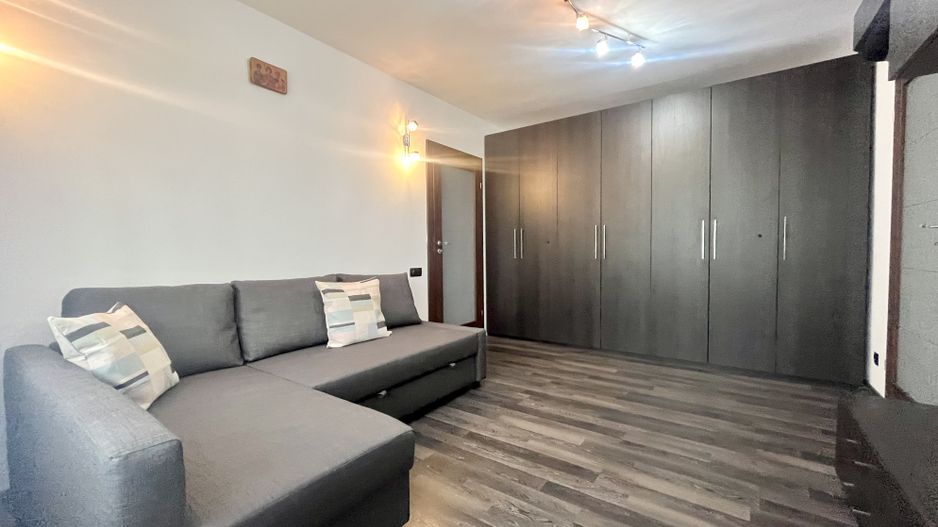 Apartament 3 camere, modern, la prima închiriere, în zona Centrala - Poză 3