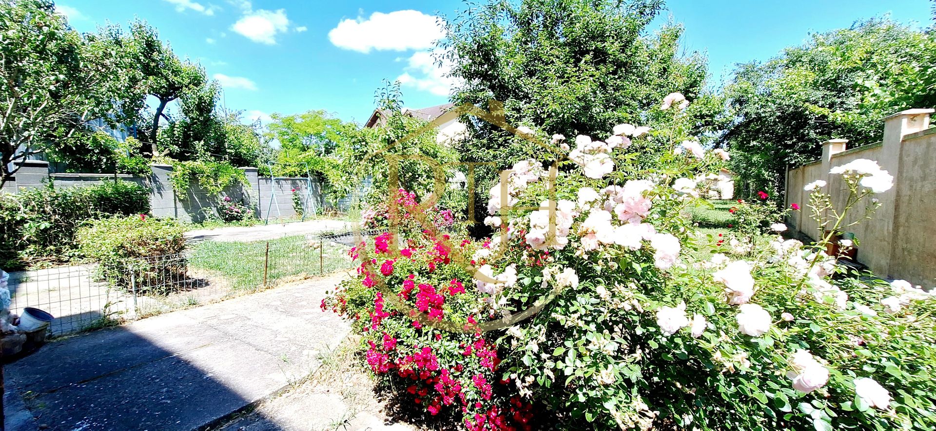 Oferim spre inchiriere, Apartament spatios, 4 camere, pentru locuit sau Firme - Poză 19