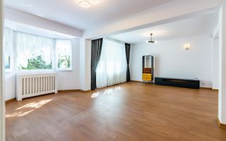 Vilă Individuală de Închiriat – Cartier Azur, 5 Camere, Terasă cu Jacuzzi, Curte 400 mp - Poză 4