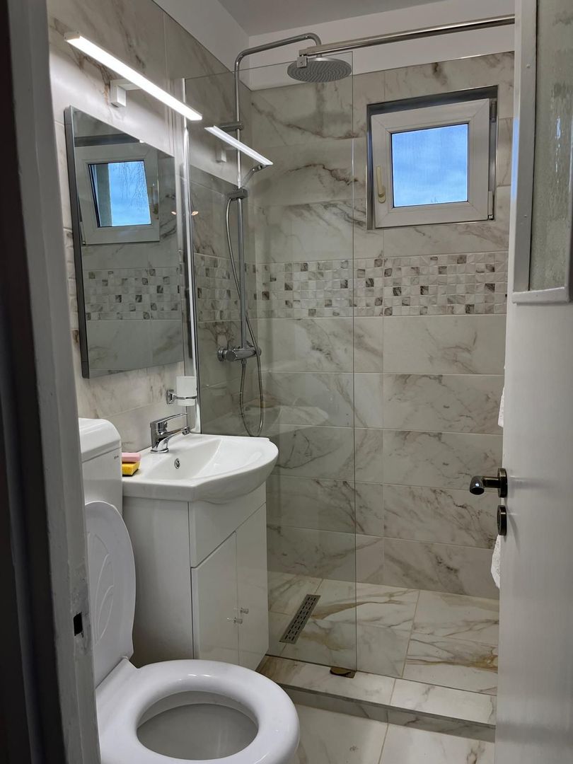 Apartament cu 3 camere mobilat,cartier Astra-Neptun - Poză 7