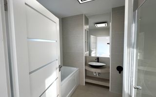 Casa moderna cu finisaje de calitate, 4 camere, 3 bai, 132 MP utili - Poză 21