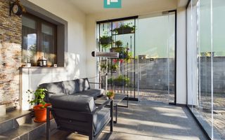 Vilă modernă cu 4 camere în Grădiște - Poză 2