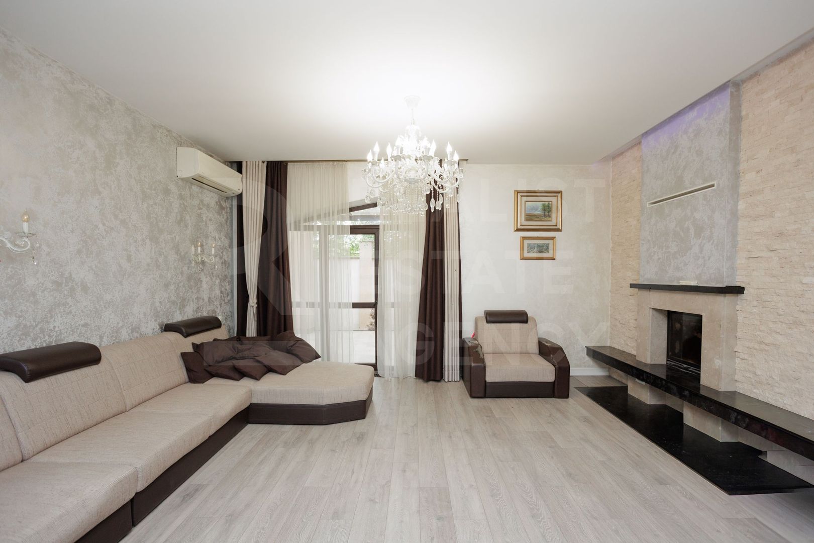 Chirie , casă 180 mp + 6 ari, str. Ghidighici, Buiucani - Poză 1