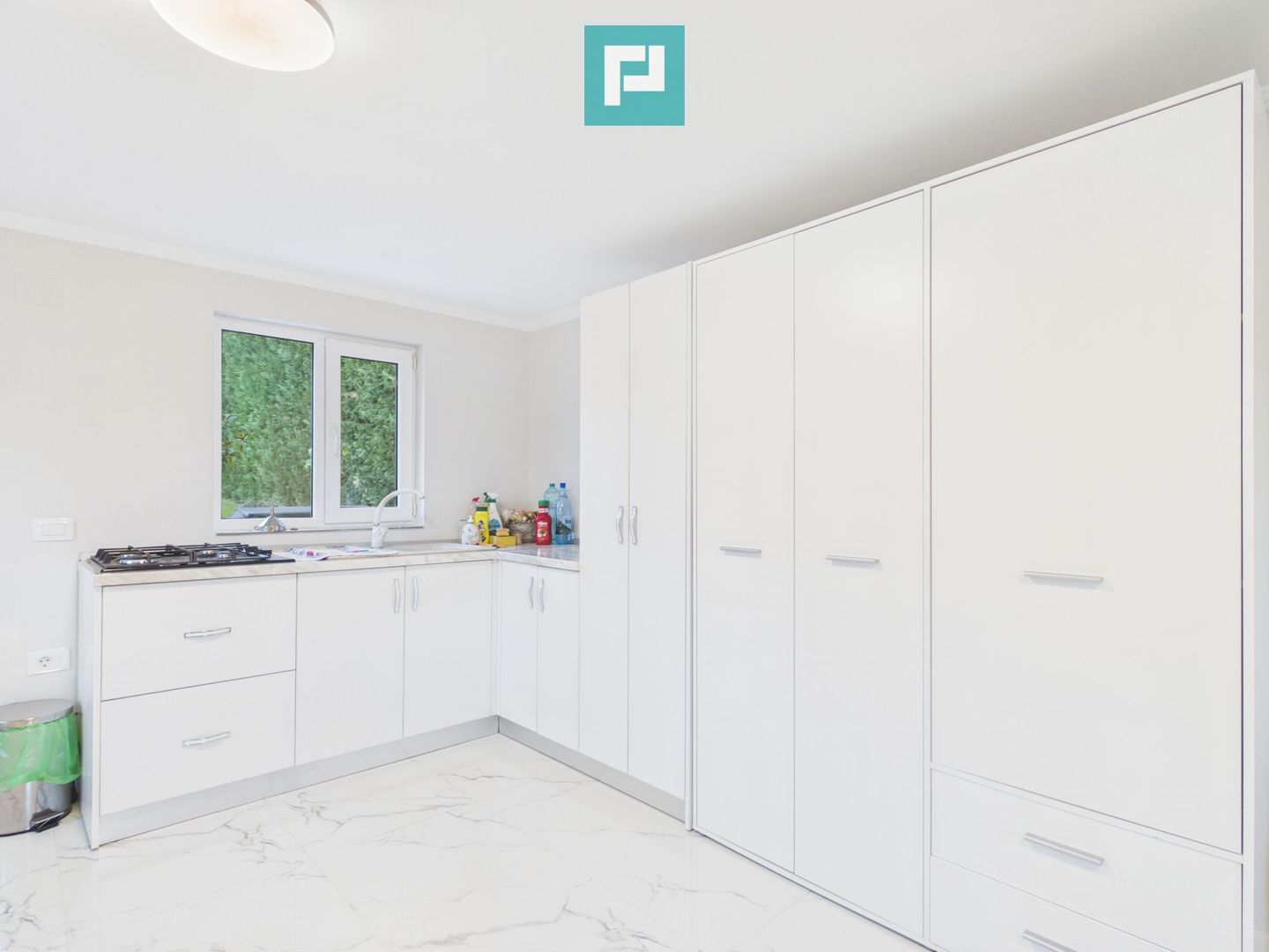 Casă de lux Oncea, piscină, 400 mp - Poză 16