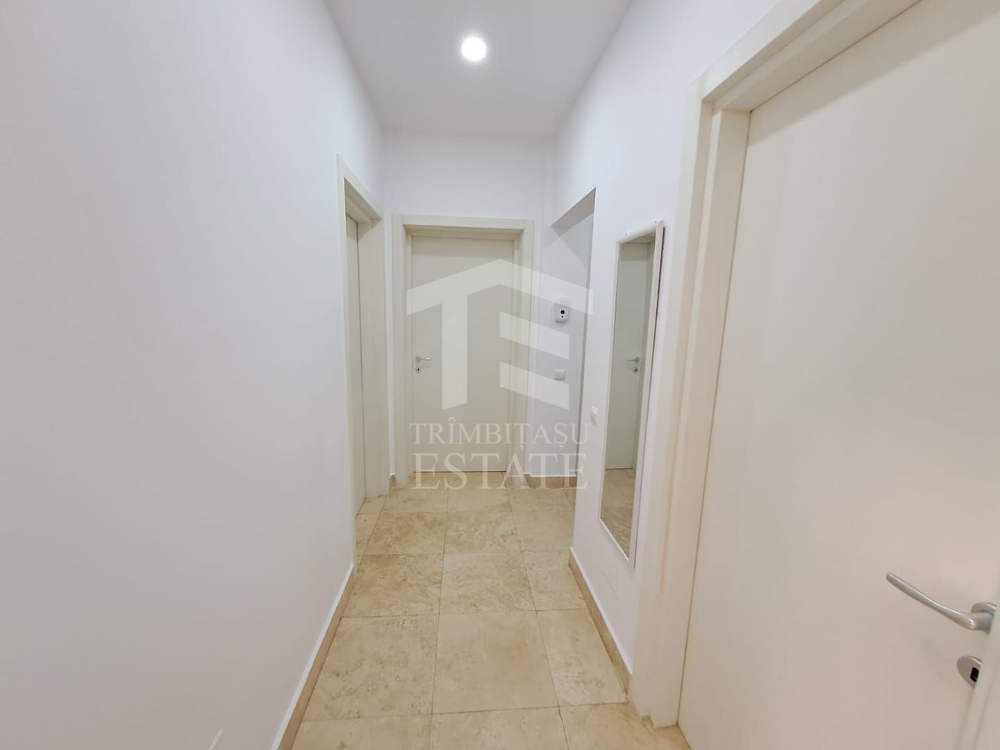 Apartament 3 cam B-dul Timisoara Str. Valea Calmatuiului - Poză 5