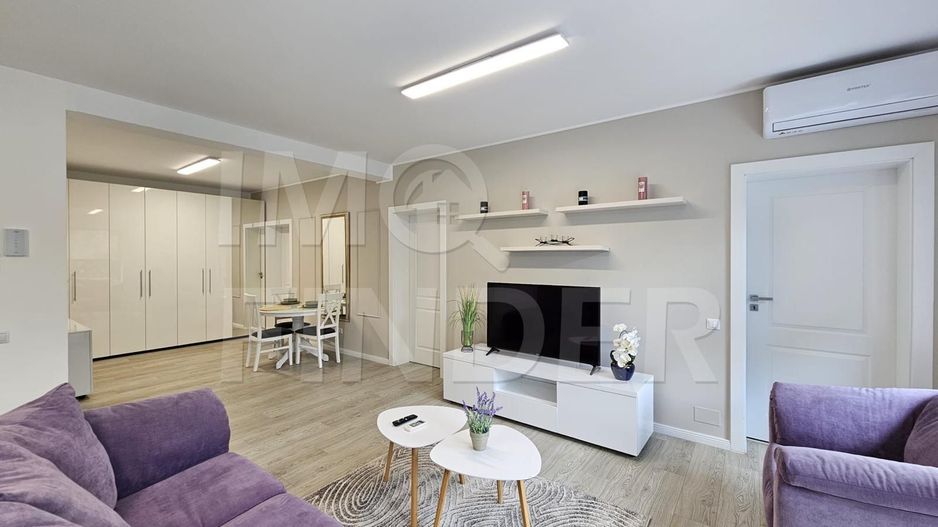 Inchiriere apartament 3 camere situat in vila privata, zona UMF - Poză 10