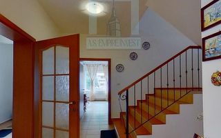 Vilă deosebită cu 6 camere în zona Şchei, Braşov - Poză 11