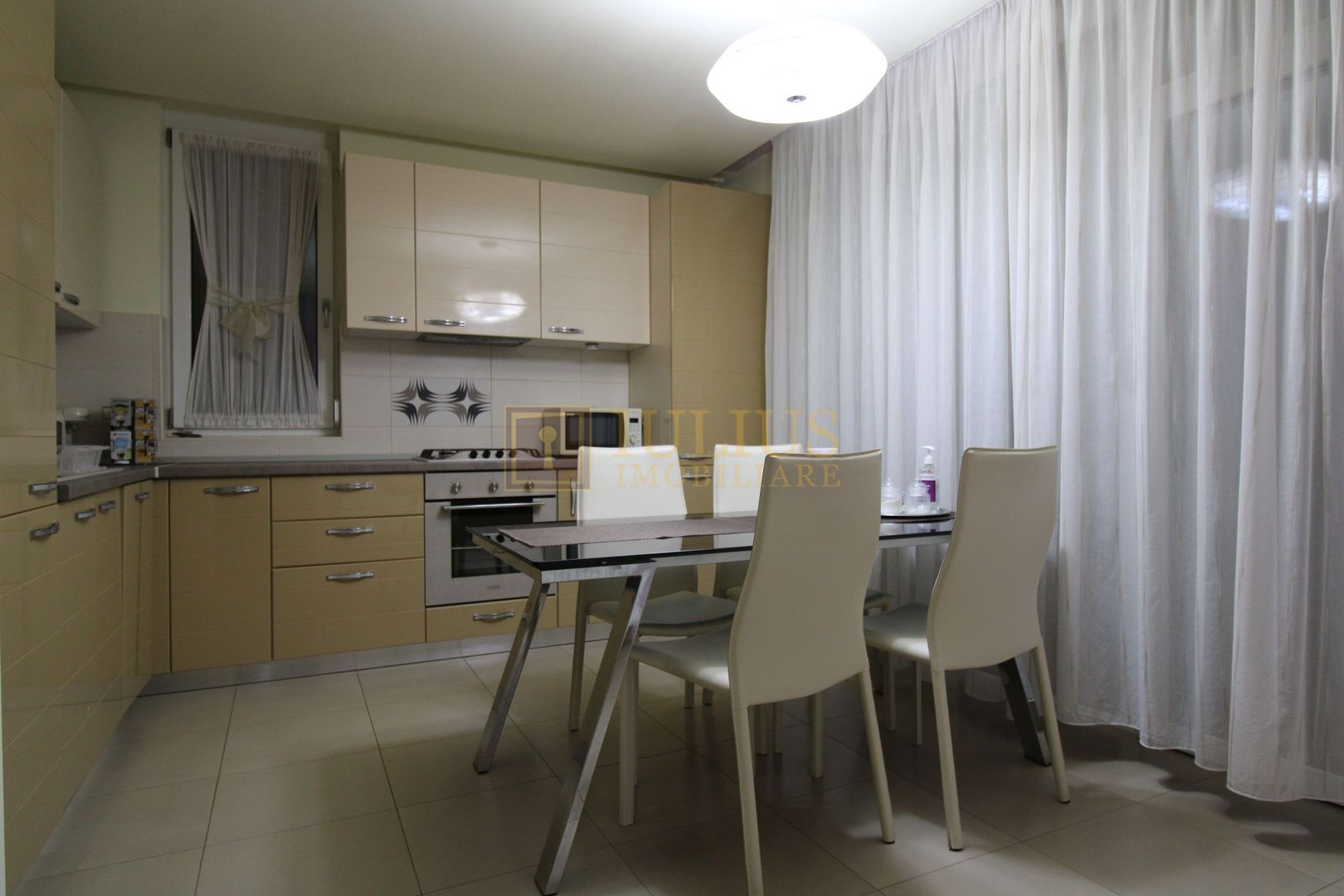 PENTHOUSE zona Braytim, terasa de 50mp, strada secundara foarte linistita! - Poză 19