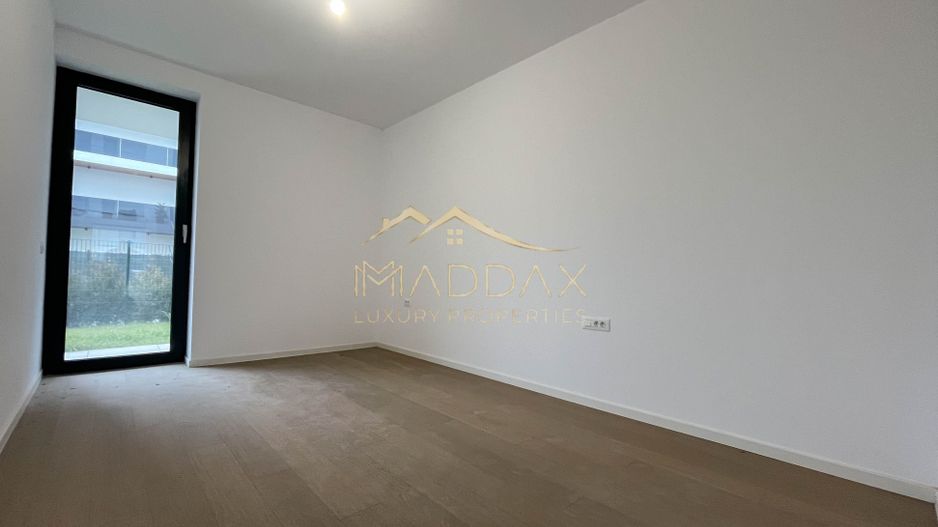 4 rooms apartment***181sqm***// 84sqm garden // Baneasa - Poză 16