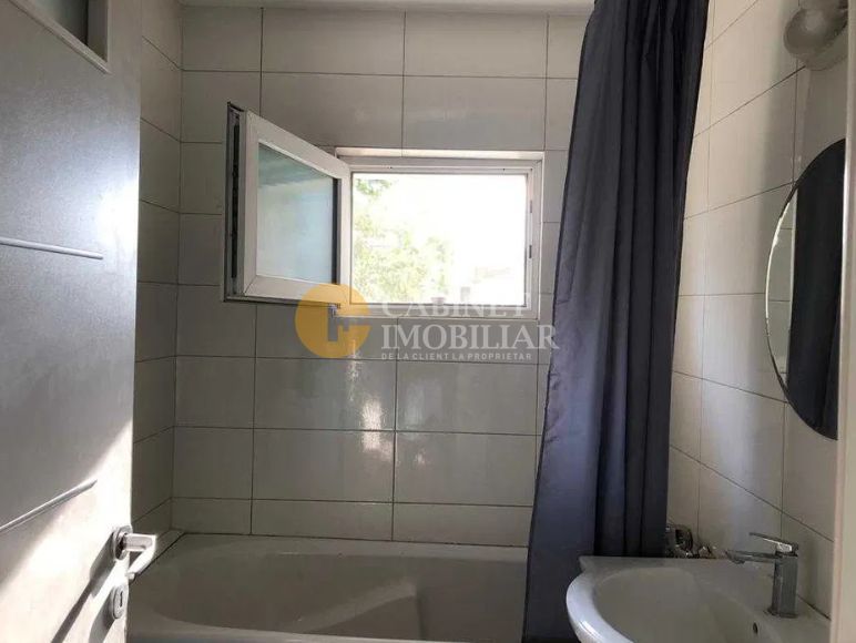 Apartament 3 camere zona Alexandru cel Bun - Poză 7
