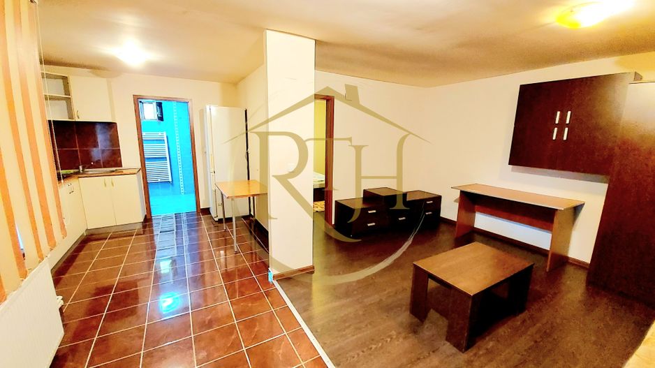 Oferim spre inchiriere, 2 camere, centrala proprie, parcare, Complex - Poză 10