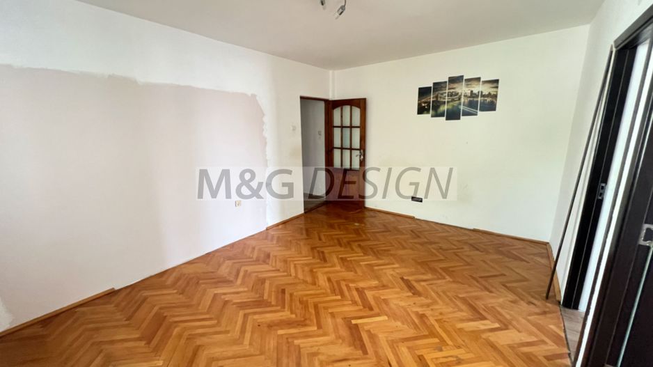 ETAJ 2- Girocului - Judetean, 3 camere , 2 balcoane - Poză 2