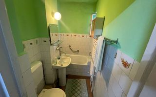 Apartament  cu 3 camere -Zona Dambu-B-dul 1848 - Poză 7