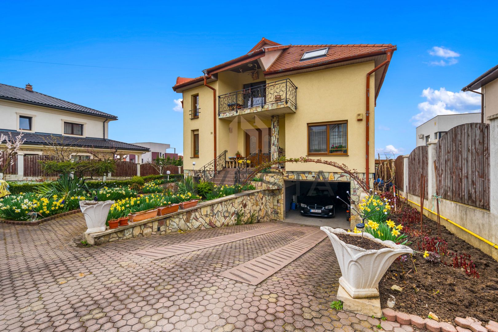 Casa individuala cu 7 camere, 260 mp, teren 900 mp, front 19m, Europa - Poză 20