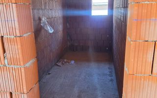 Casă la roșu în localitatea Cheriu - Poză 5