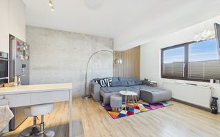 Apartament cu 3 camere de vanzare, centrala proprie - Mihai Bravu - Poză 3