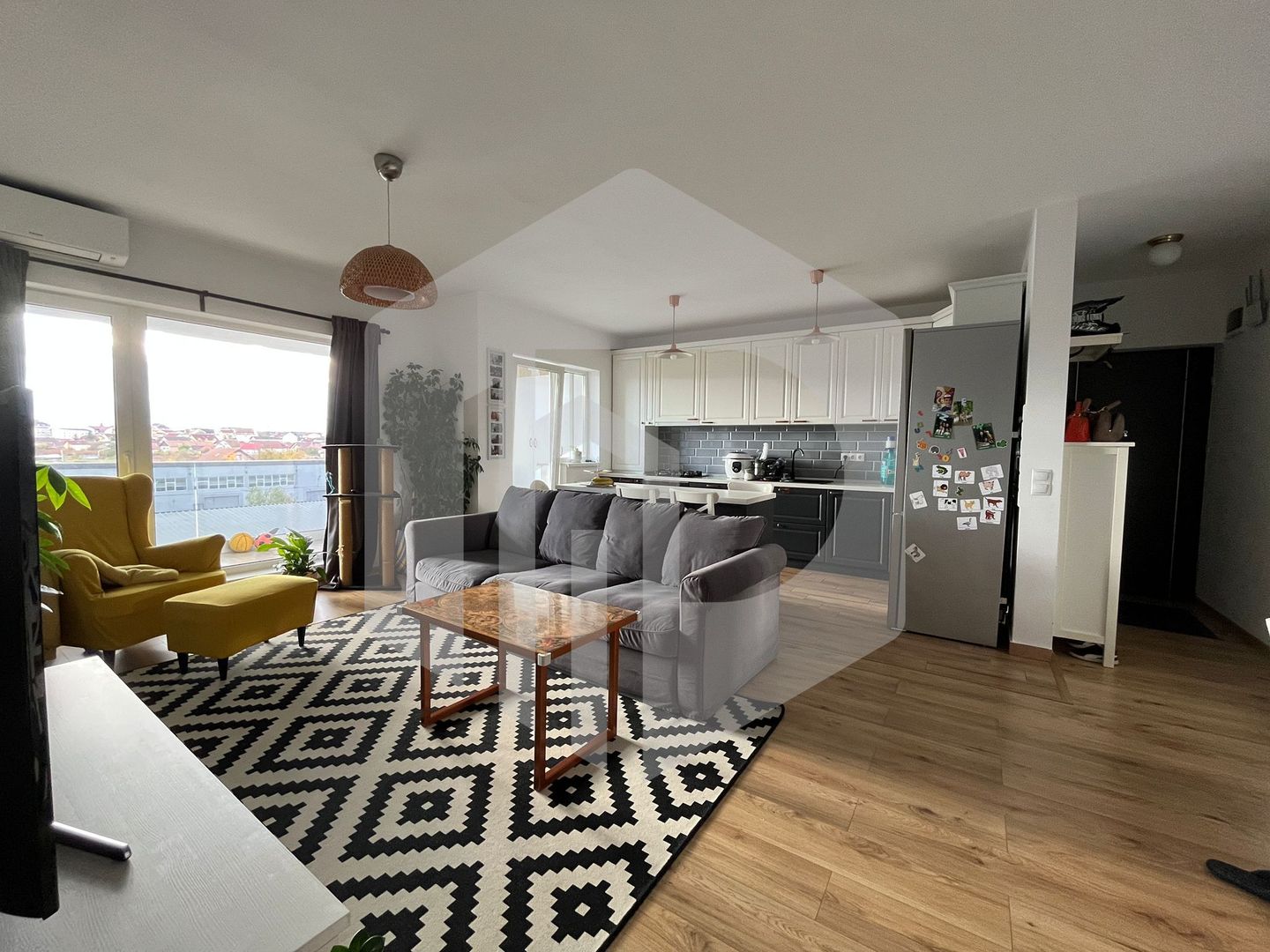 Apartament | 3 Camere | Kogalniceanu | 72mpu | Etaj 3 | Lift |Parcare - Poză 1