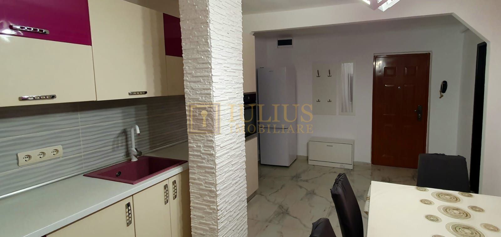 2 camere, decomandat, centrala proprie; Shoping City. - Poză 9