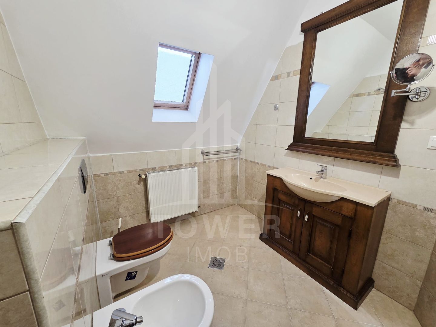 Casă de închiriat – Calea Dumbrăvii, zona Parcul Sub Arini - Poză 7