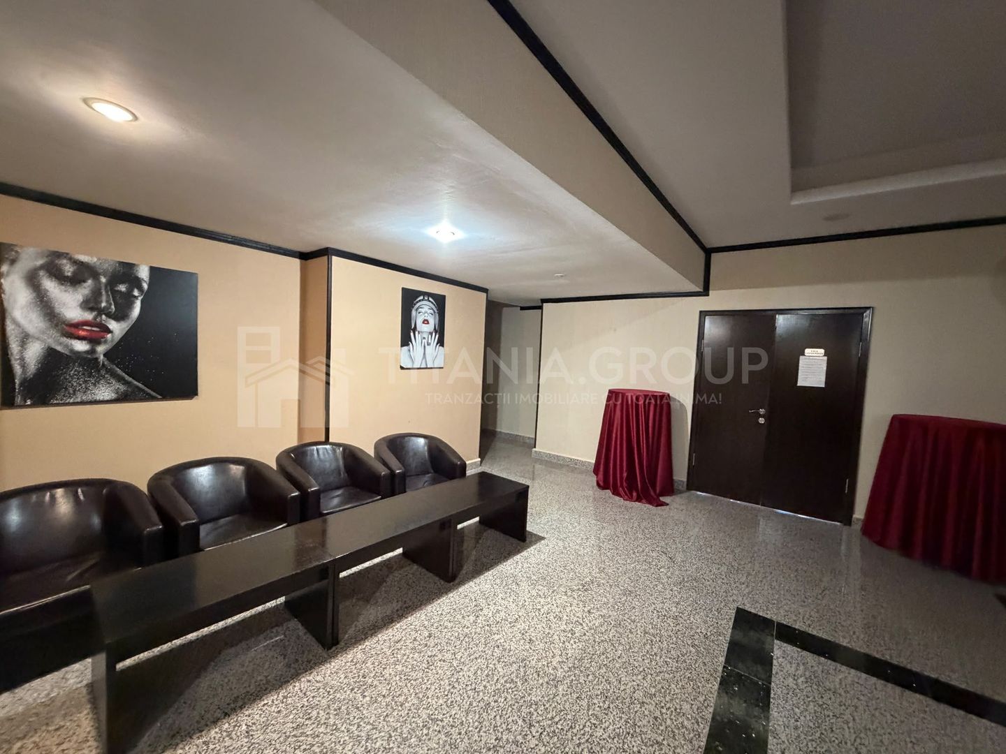 Hotel 4 stele, complet echipat, 85 camere, teren 5000 mp - Predeal - Poză 17