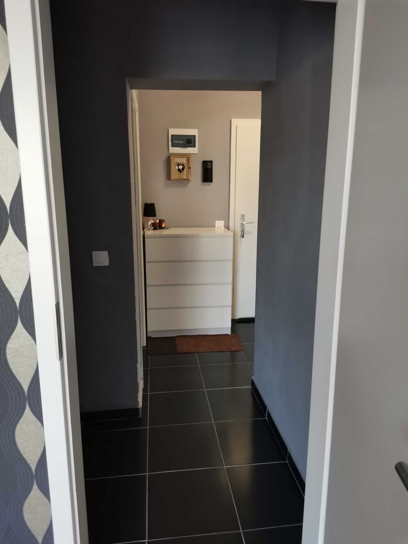 Apartament cu loc de parcare privat | Tractorul | Coresi - Poză 3