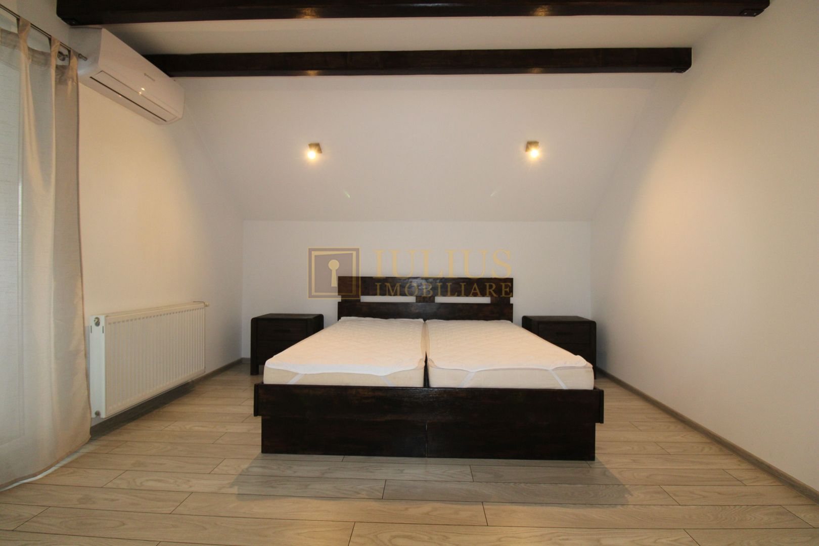 Casa individuala, zona Brytim, 4 camere + 2 bai, centrala proprie. - Poză 23