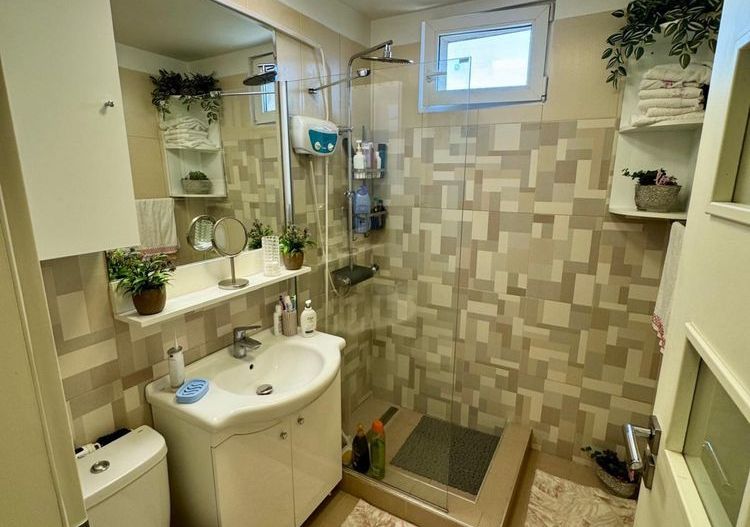 Apartament 2 camere 55 mp, 5 min metrou 1 Mai, mobilat utilat. - Poză 7