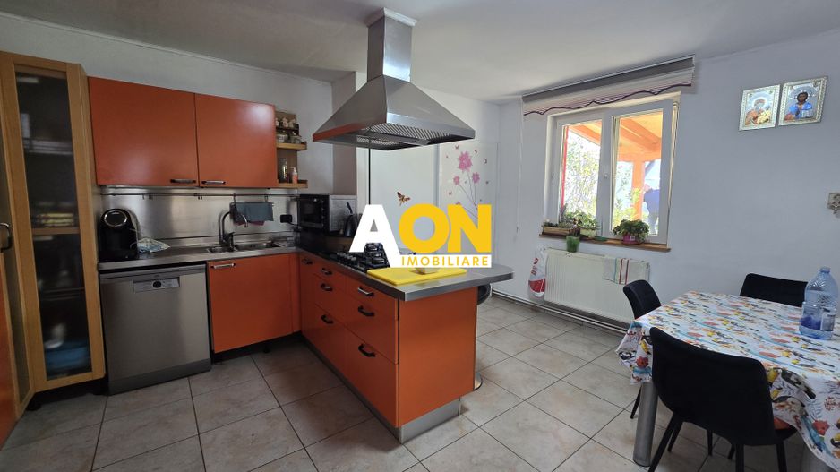 Casa 5 Camere, 2 Bai, 600mp Teren, Zona Oarda - Poză 8