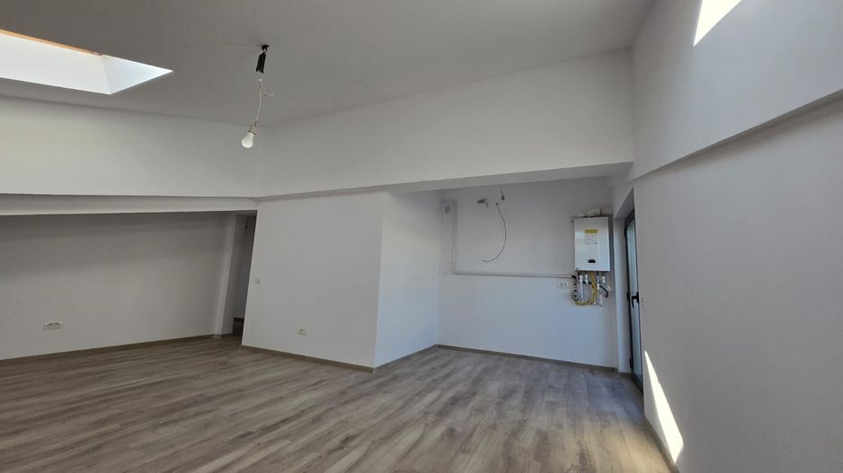 Apartament 3 camere-gata de mutare-Berceni! - Poză 12