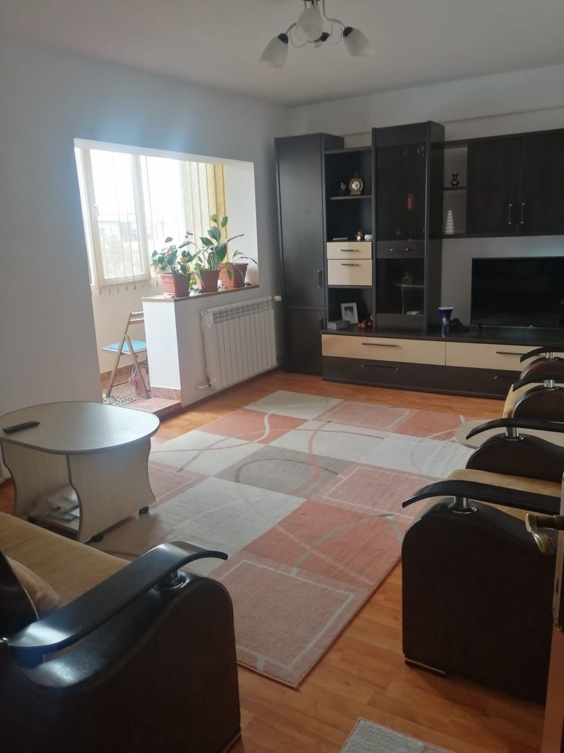 ofer spre vanzare  2 camere ,zona Independetei - Poză 1