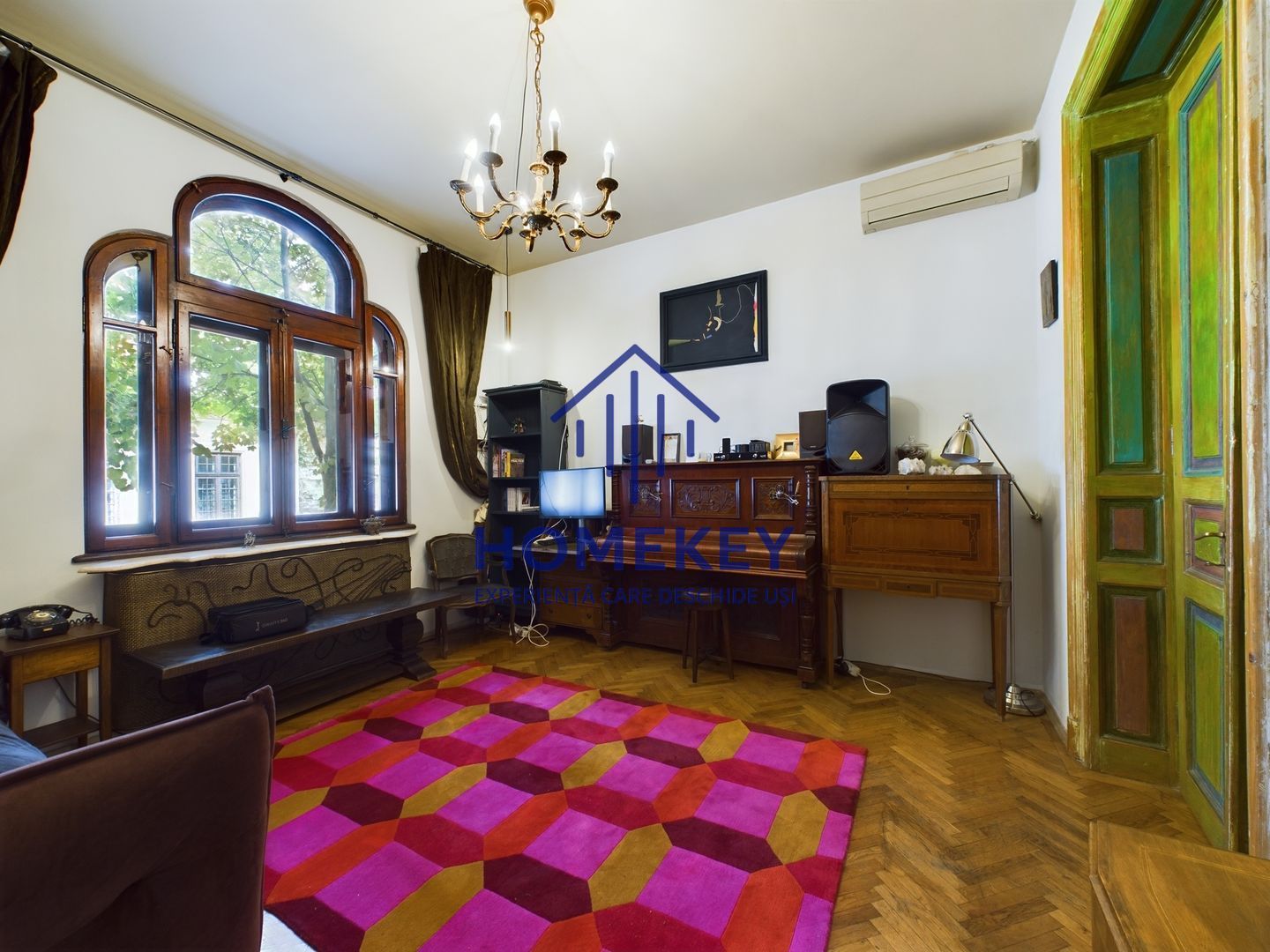 Casa/Vila de Inchiriat cu Terasa- centru - Poză 5