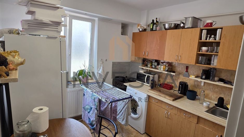 Apartament cu 1 camera decomandata, parter inalt, zona Iulius Mall! - Poză 2