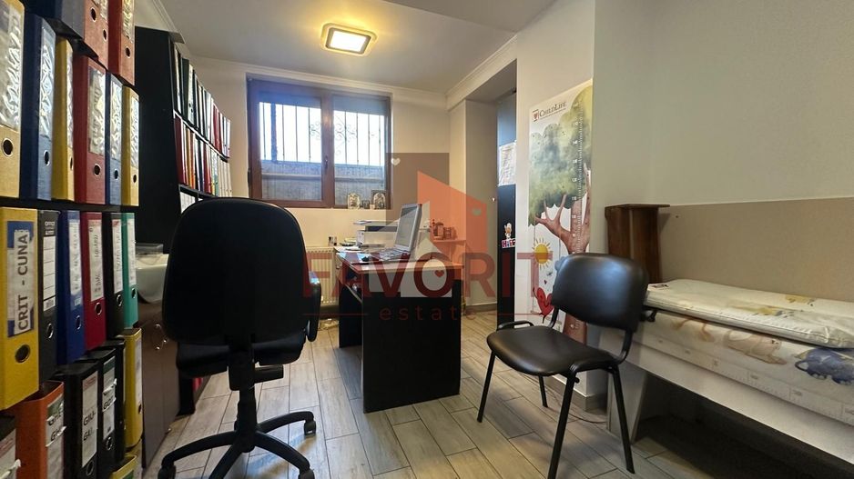 spatiu comercial cabinet | centrala proprie | investitie | zona excelenta | - Poză 6