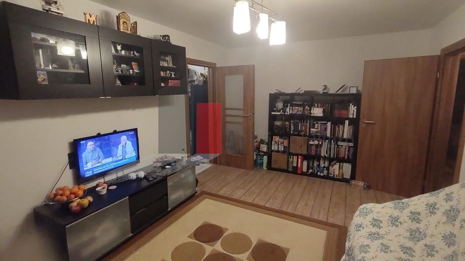 Vânzare apartament 3 camere zona Huedin - Poză 1