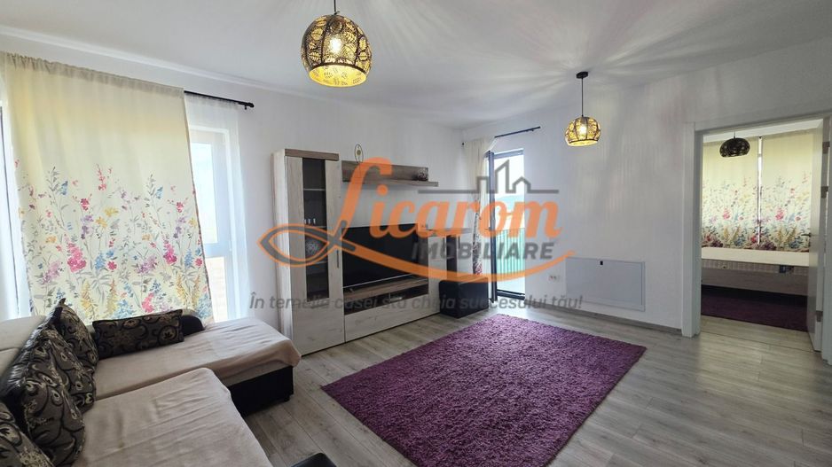 Apartament 2 camere, mobilat, lift, parcare, animale,Cristian BV - Poză 1