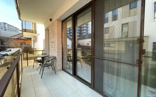 Apartament lux,  prima inchiriere-  4 camere + 2 locuri parcare - Poză 18