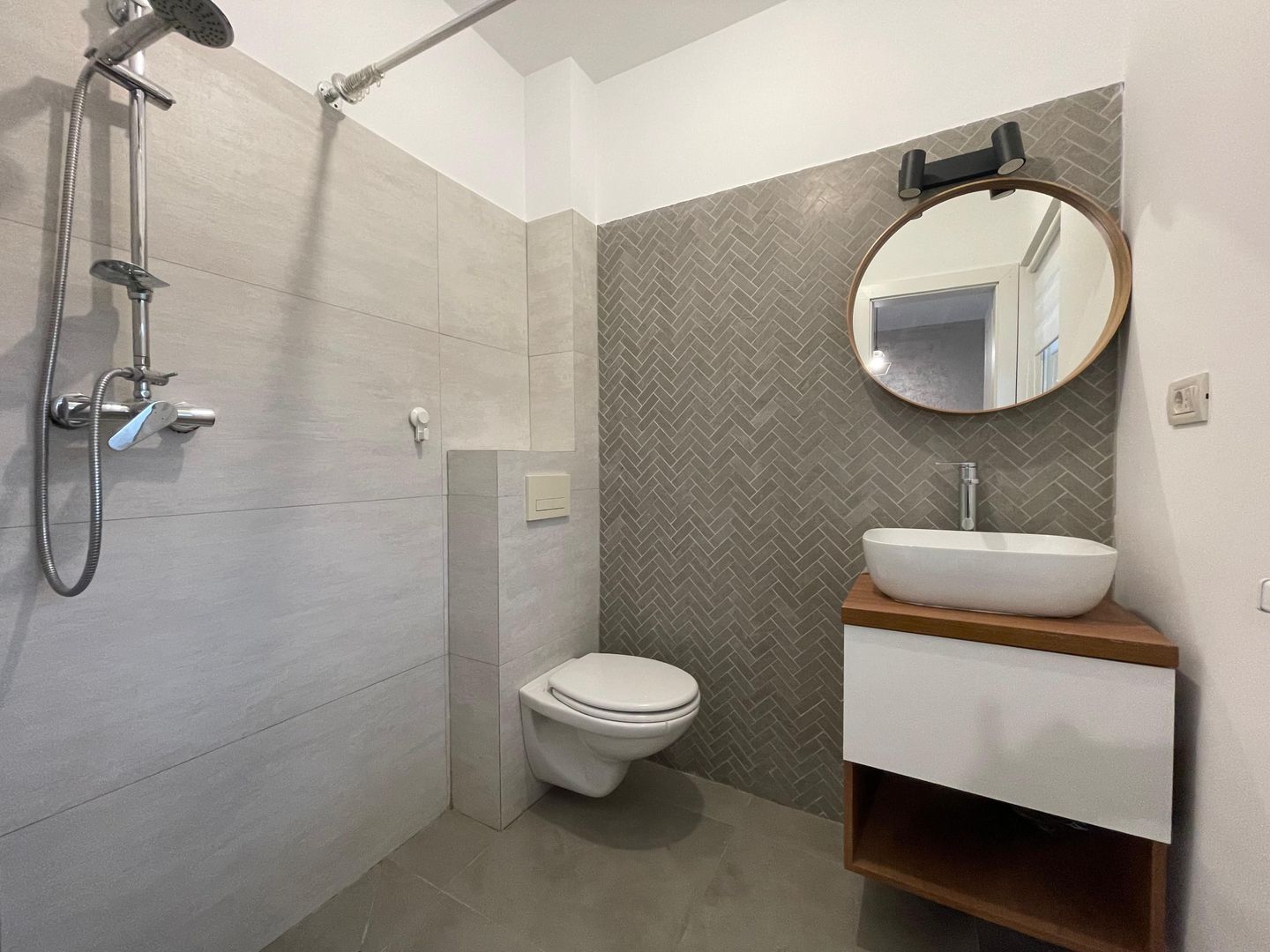 Duplex 122mp - zona Valery - Mosnita Noua - Poză 9